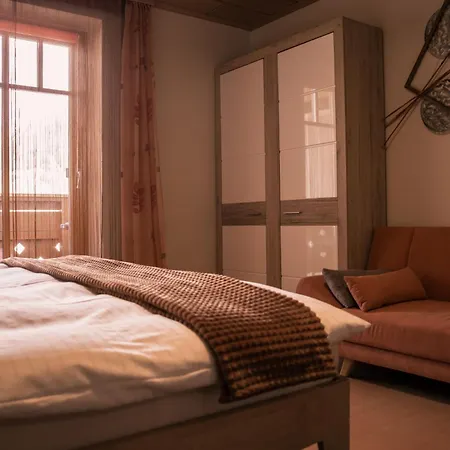 Aparthotel Am Huegel 3*