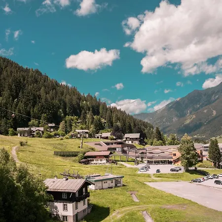 Am Huegel Aparthotel Bad Gastein