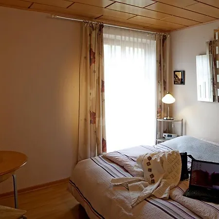 Aparthotel Am Huegel 3*